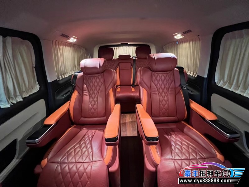 21年奔驰威霆轿车抵押车出售