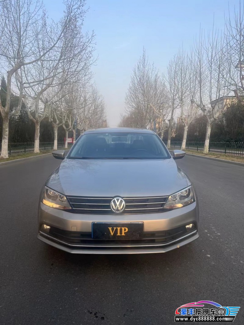 16年大众速腾轿车抵押车出售