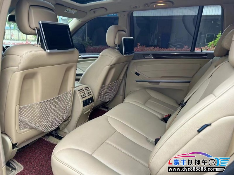 12年奔驰GLSUV抵押车出售