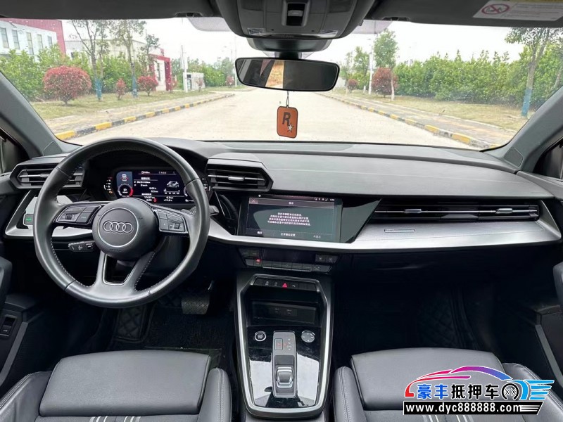 22年奥迪A3轿车抵押车出售