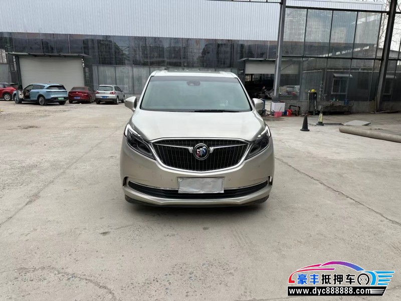 17年别克GL8轿车抵押车出售