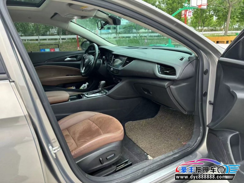 18年别克君威轿车抵押车出售