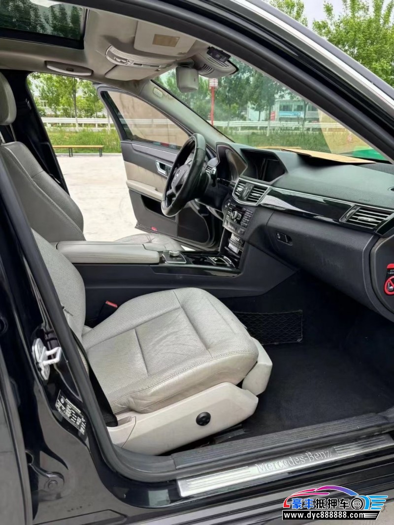 12年奔驰E轿车抵押车出售