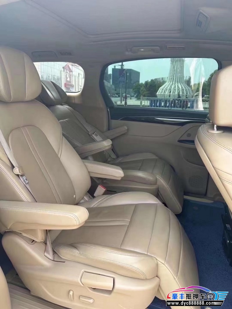 20年别克GL8轿车抵押车出售