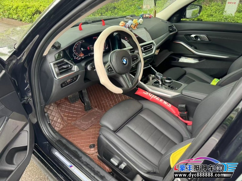 20年宝马3系轿车抵押车出售