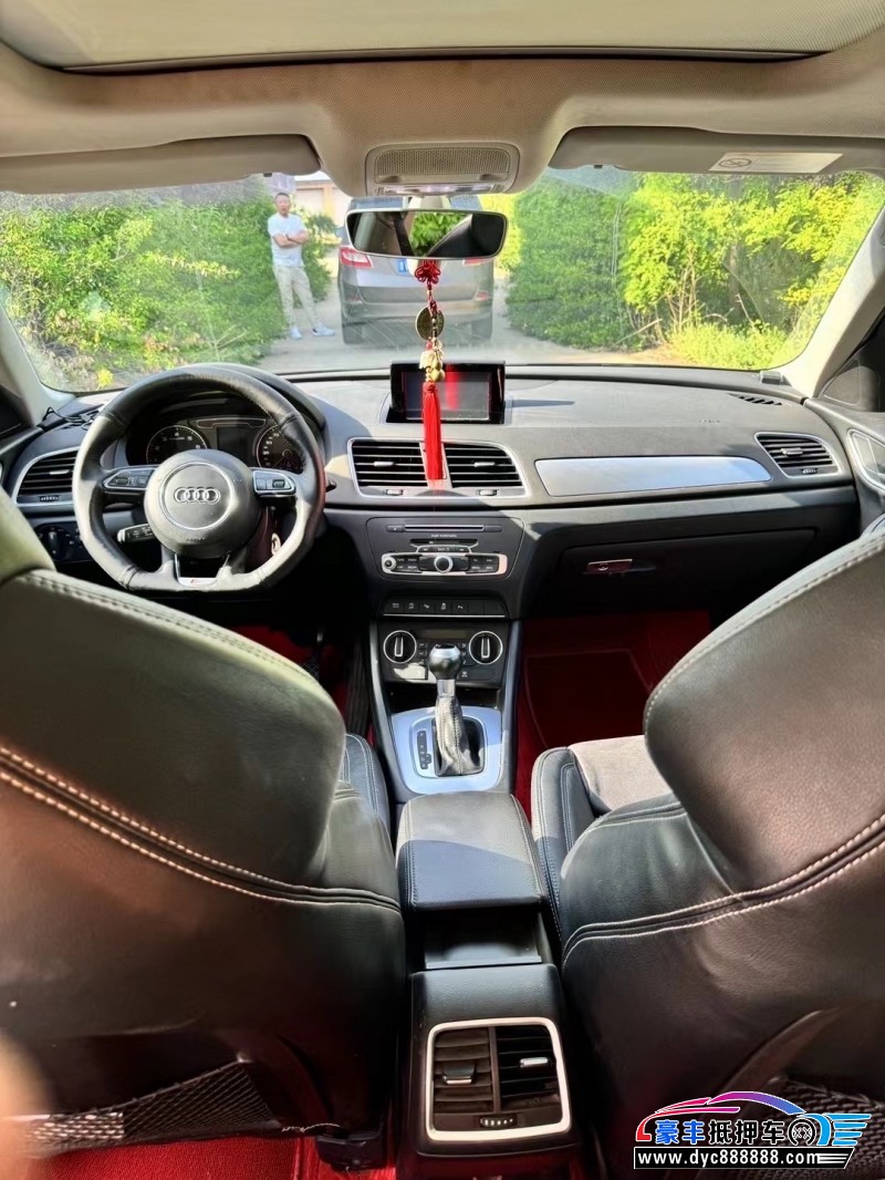 16年奥迪Q3轿车抵押车出售