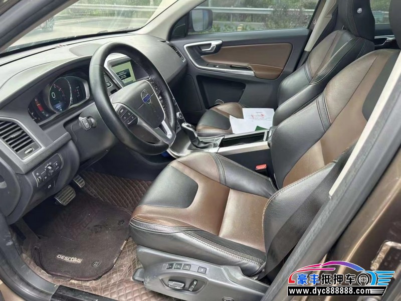 16年沃尔沃XC60轿车抵押车出售