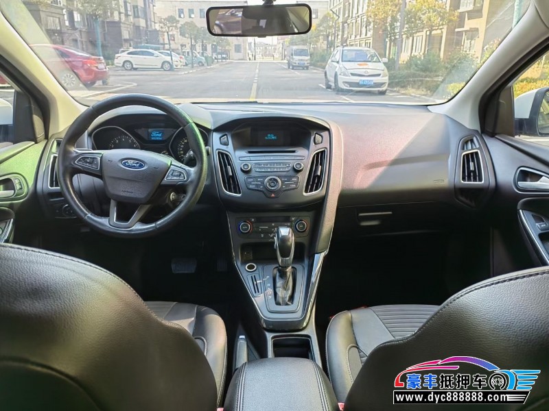 16年福特福克斯轿车抵押车出售