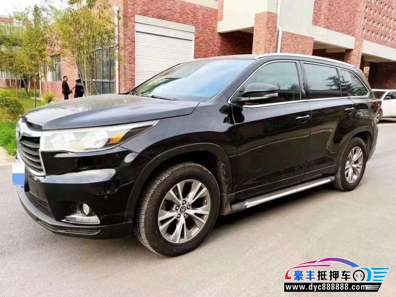 17年丰田汉兰达轿车抵押车出售