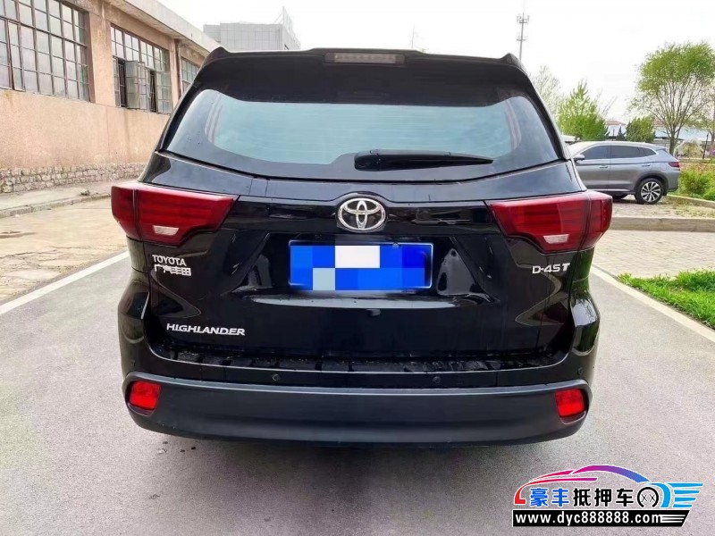 17年丰田汉兰达轿车抵押车出售