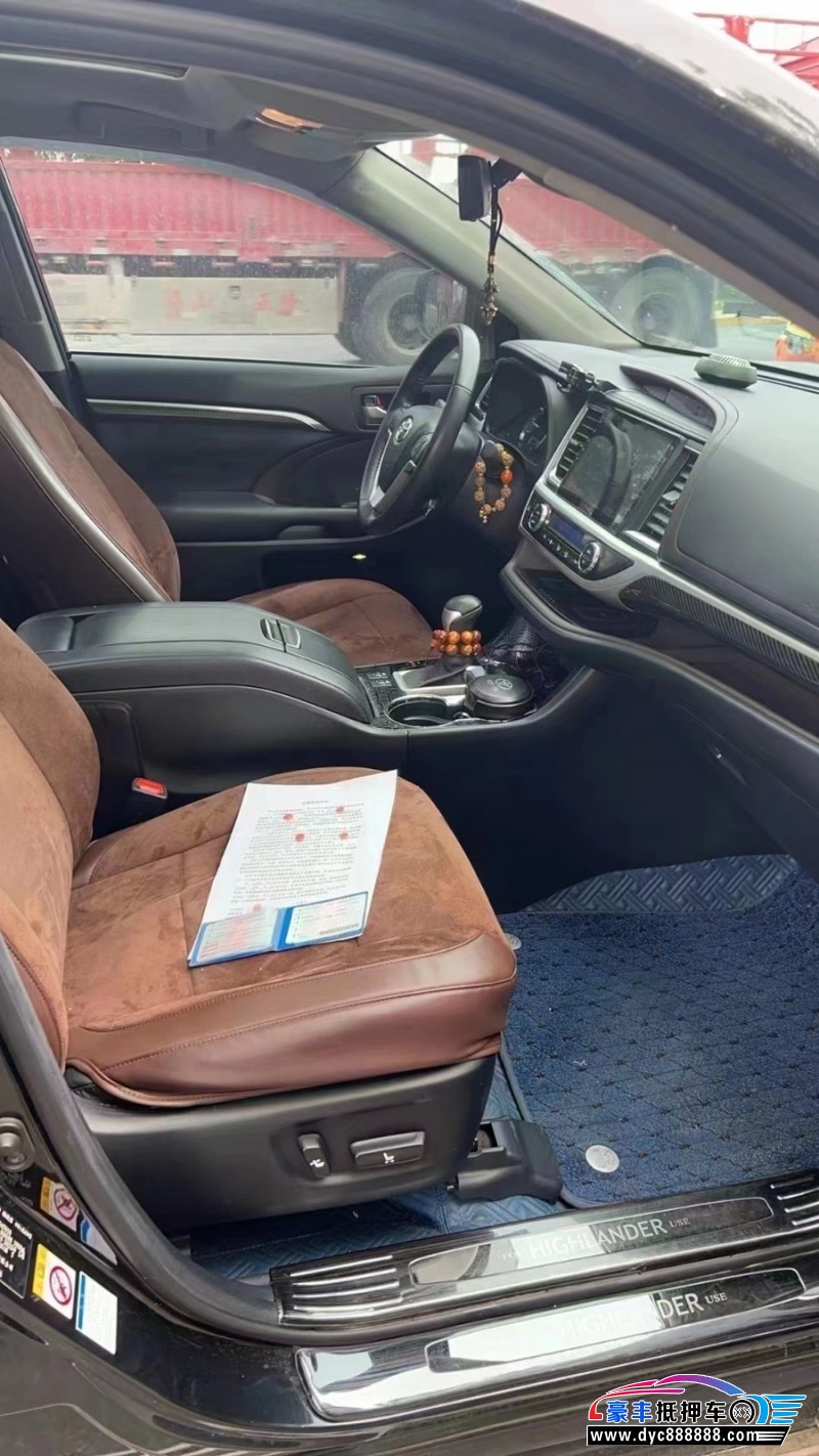 22年丰田汉兰达轿车抵押车出售