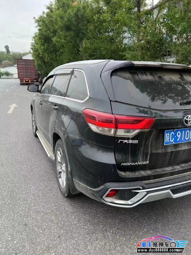 22年丰田汉兰达轿车抵押车出售