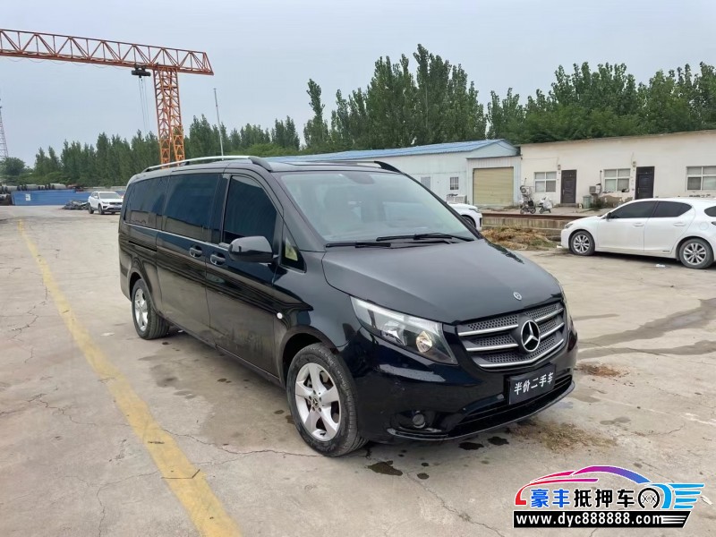 18年奔驰威霆轿车抵押车出售