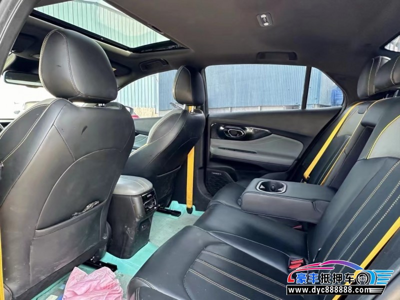 22年传祺影豹轿车抵押车出售