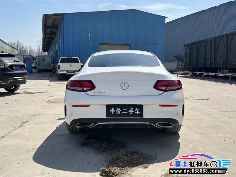 21年奔驰C轿车抵押车出售