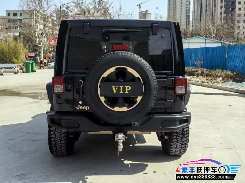 15年Jeep牧马人轿车抵押车出售