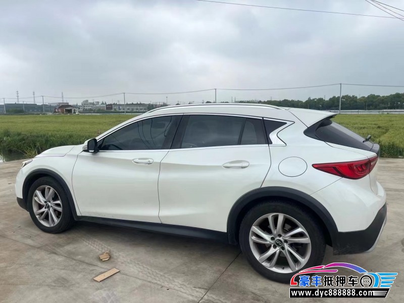 17年英菲尼迪QX30轿车抵押车出售