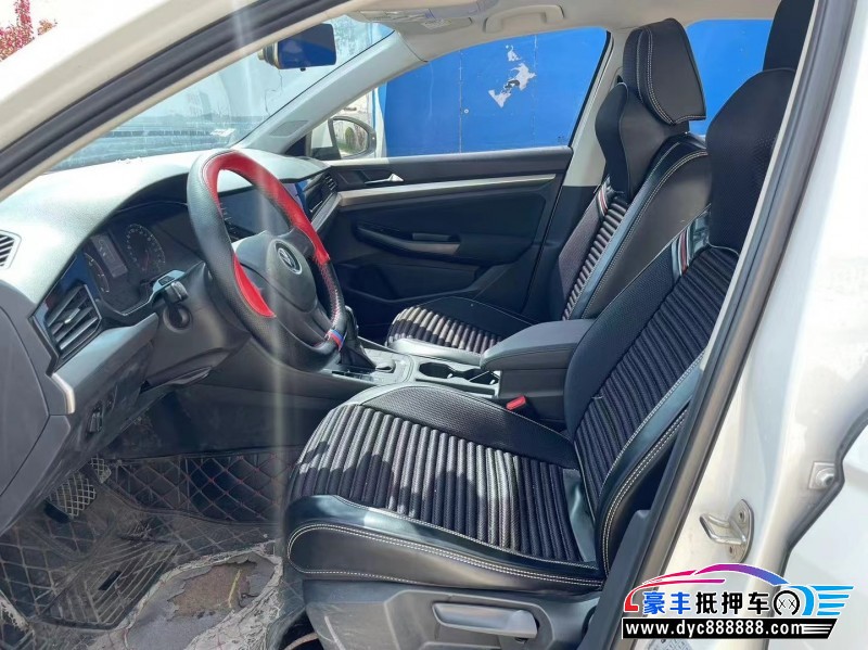 21年大众宝来轿车抵押车出售