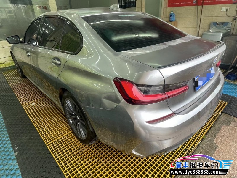 22年宝马3系轿车抵押车出售