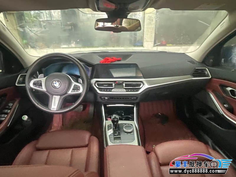 22年宝马3系轿车抵押车出售