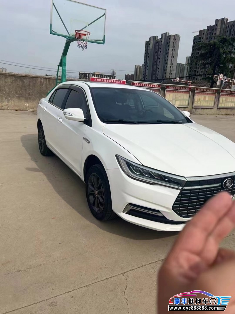 22年比亚迪秦轿车抵押车出售