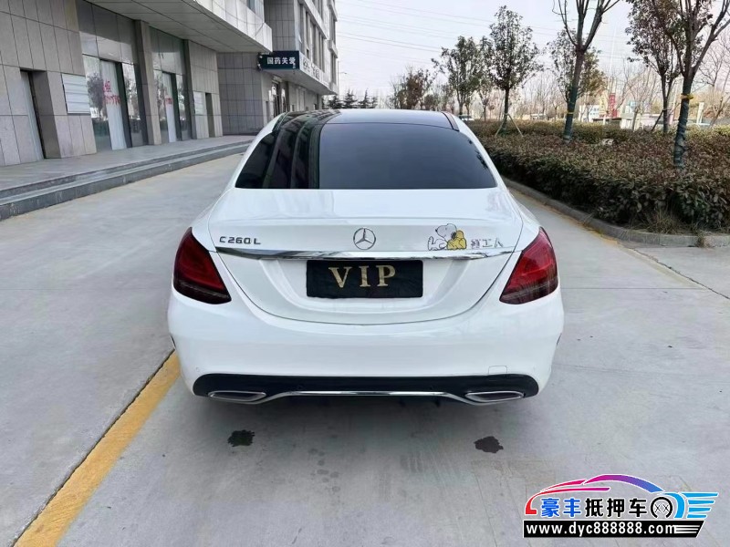 20年奔驰C轿车抵押车出售