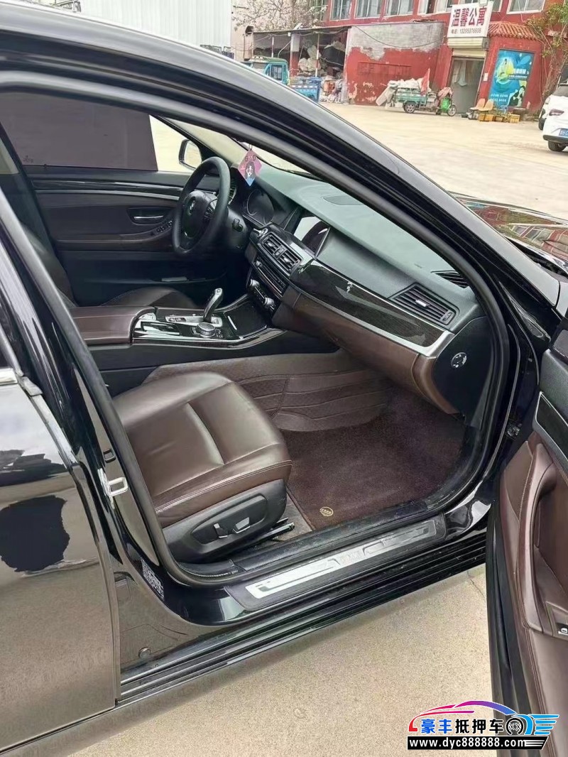 17年宝马5系轿车抵押车出售