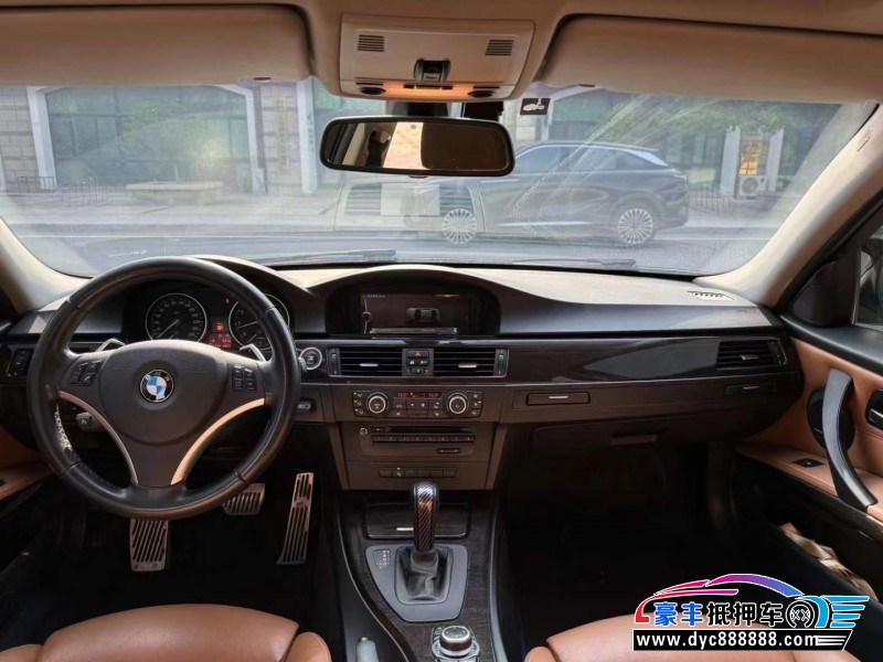 12年宝马3系轿车抵押车出售