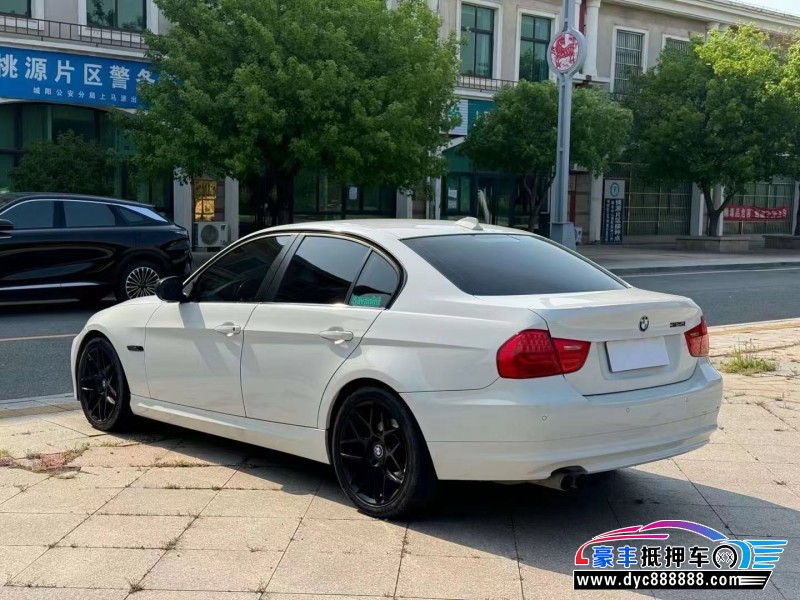 12年宝马3系轿车抵押车出售