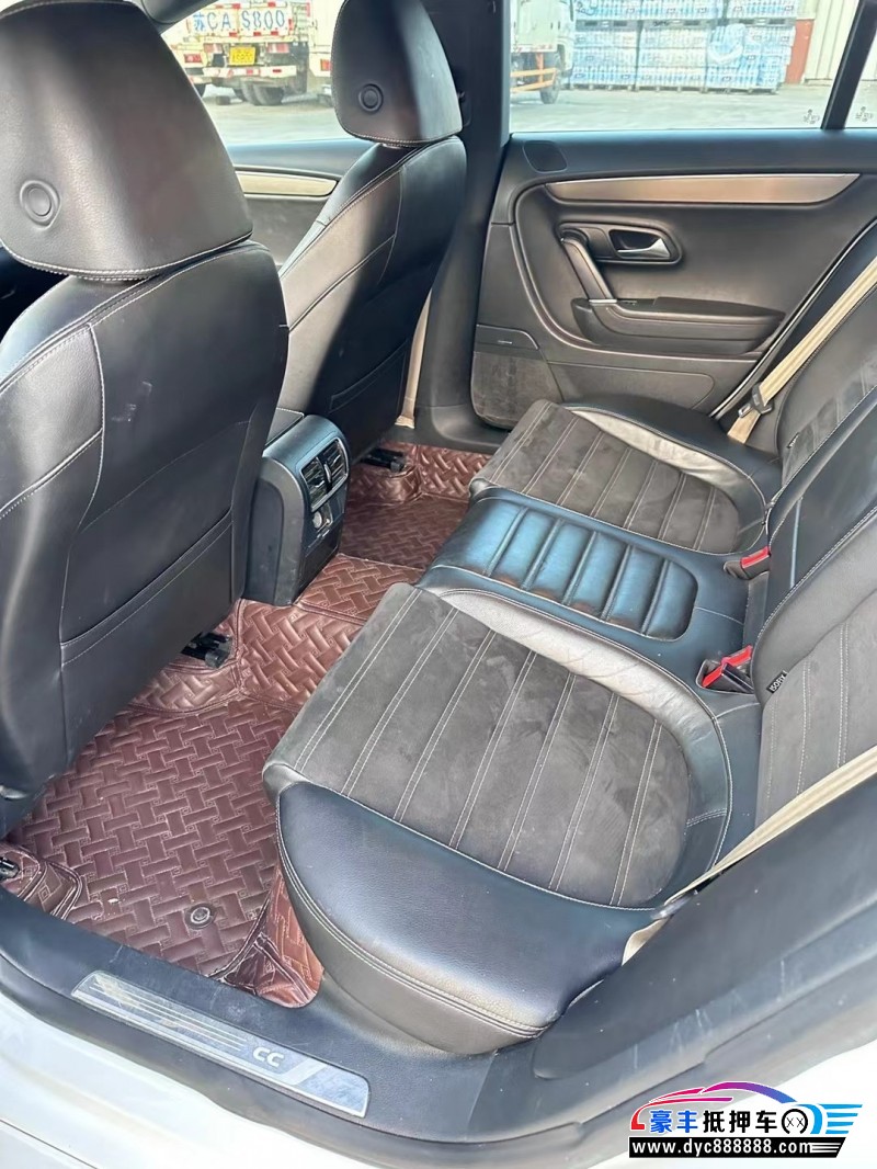 18年大众CC轿车抵押车出售