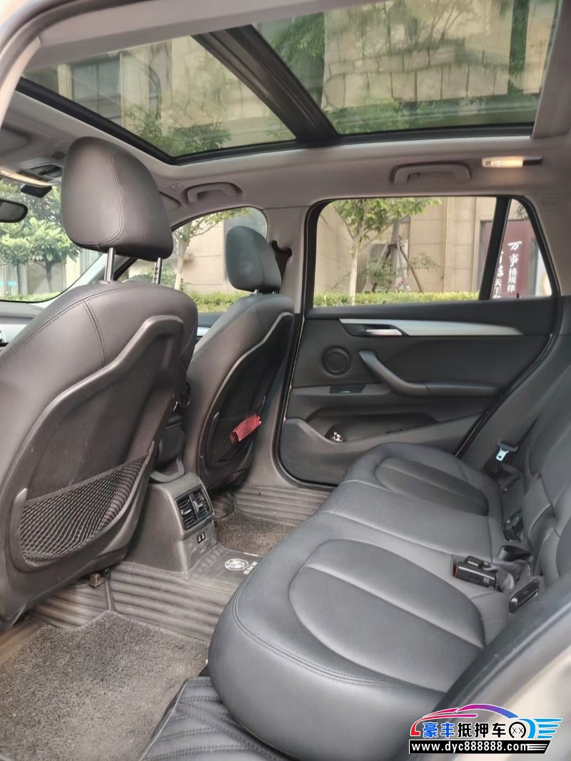 19年宝马X1轿车抵押车出售