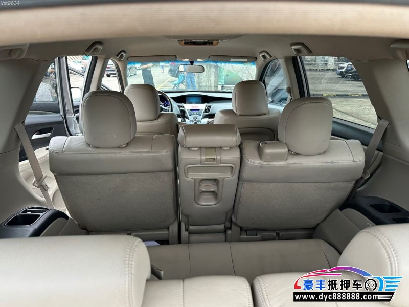 12年本田奥德赛轿车抵押车出售