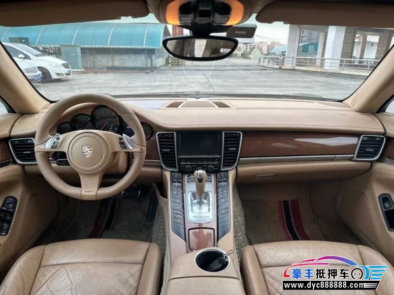 11年保时捷帕纳梅拉轿车抵押车出售