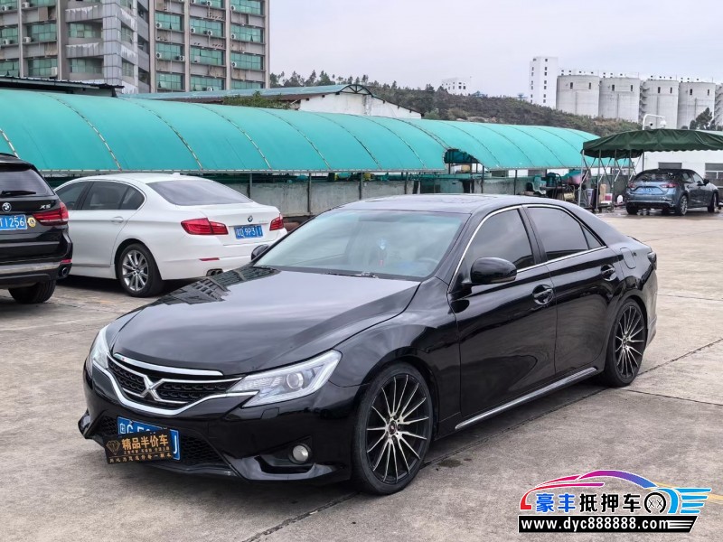 11年丰田锐志轿车抵押车出售