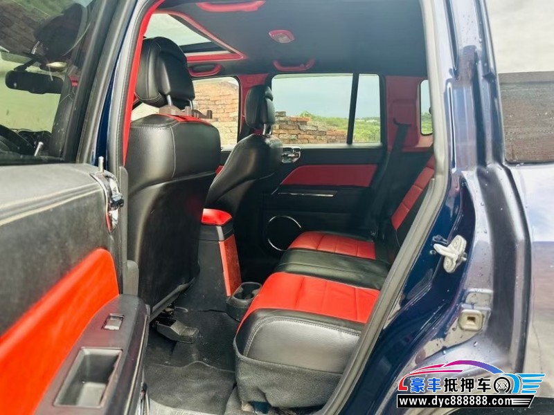 12年Jeep指南者轿车抵押车出售