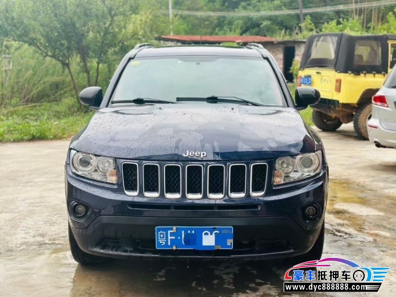 12年Jeep指南者轿车抵押车出售