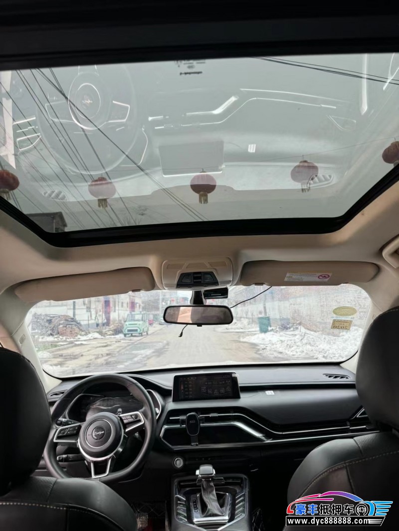 18年众泰T500轿车抵押车出售