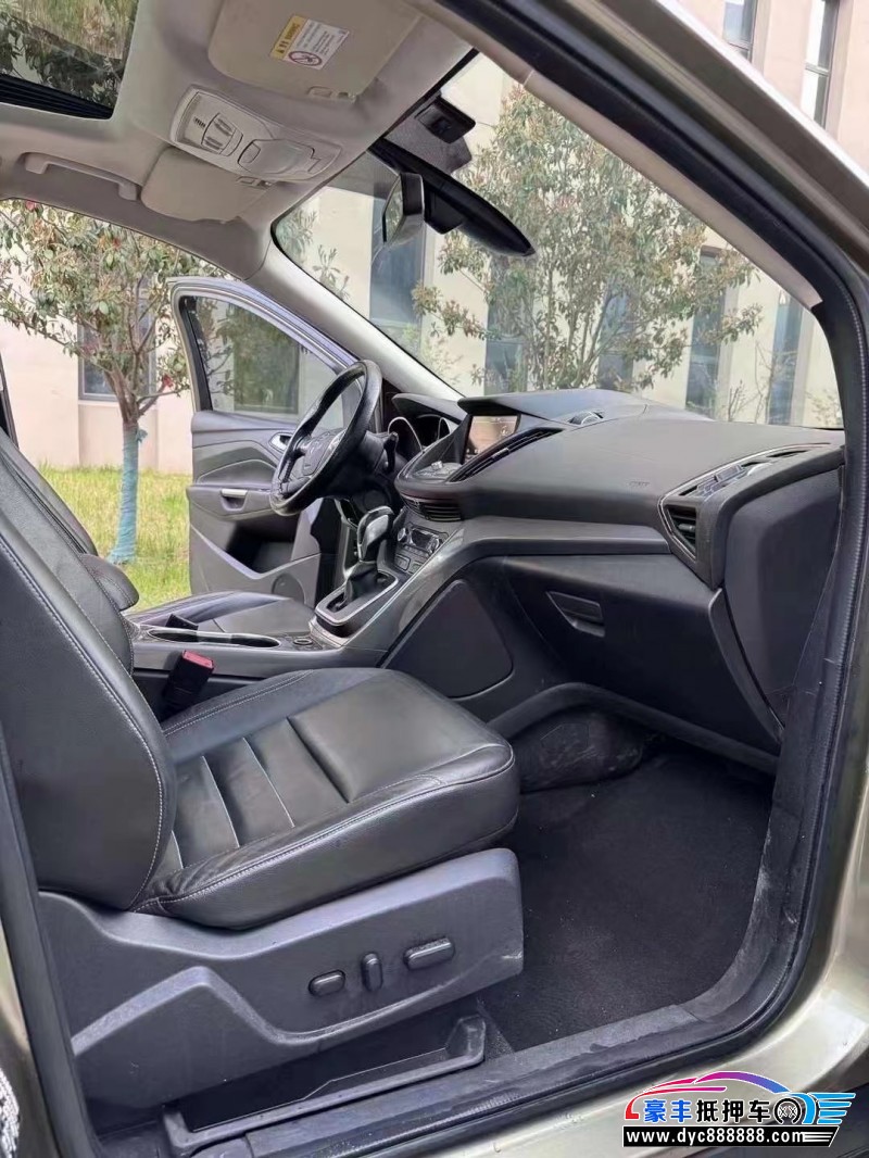 17年福特翼虎轿车抵押车出售