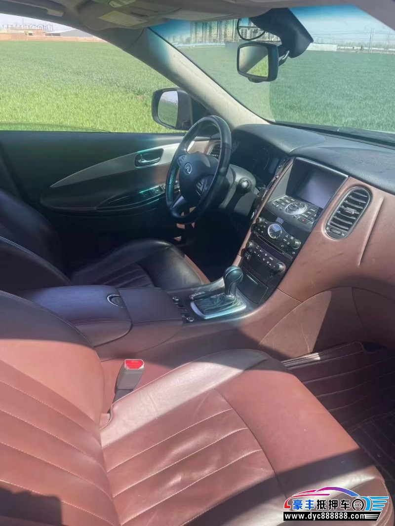 16年英菲尼迪QX50轿车抵押车出售