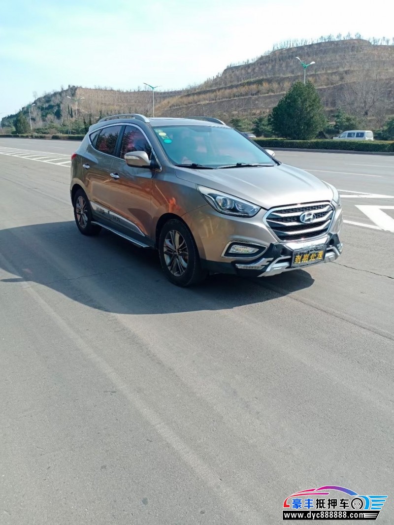 16年现代ix35SUV抵押车出售