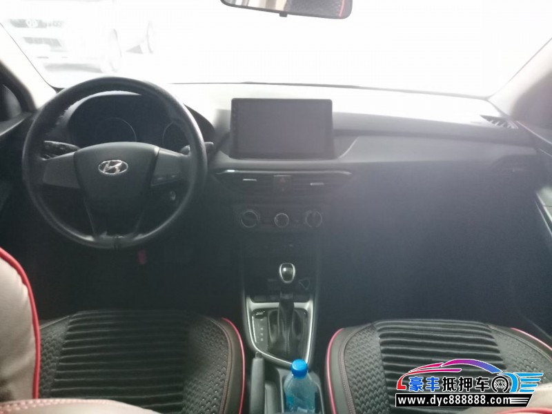 21年现代悦动轿车抵押车出售