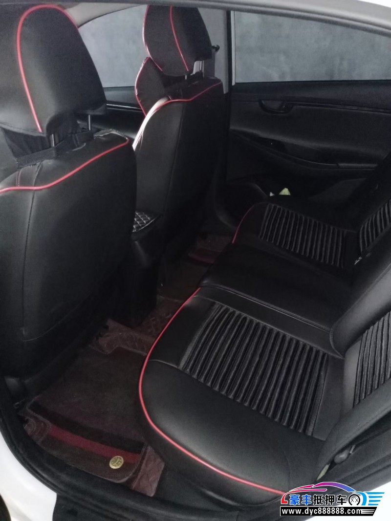 21年现代悦动轿车抵押车出售