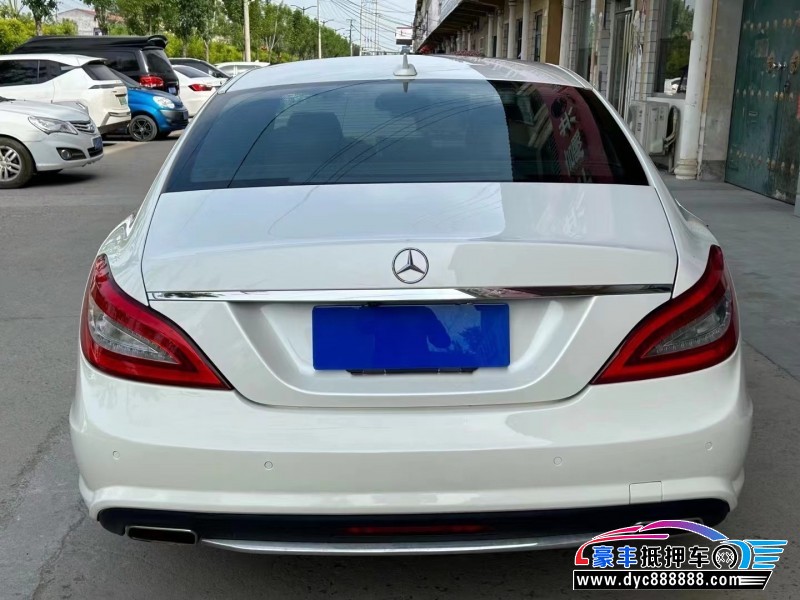 14年奔驰CLS轿车抵押车出售