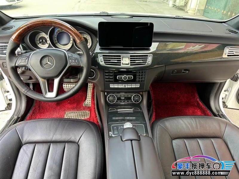14年奔驰CLS轿车抵押车出售
