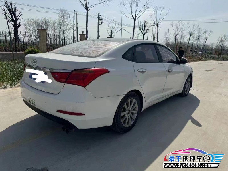 14年现代名图轿车抵押车出售