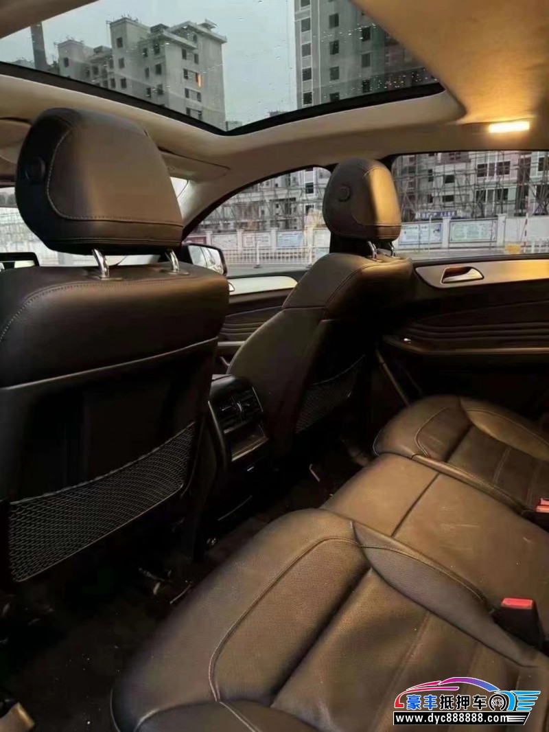 17年奔驰GLE轿车抵押车出售