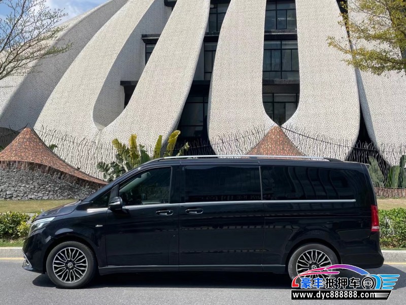 19年奔驰V轿车抵押车出售