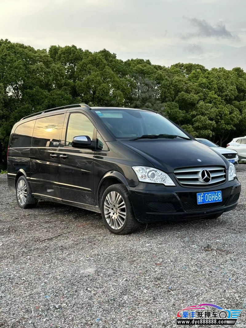 13年奔驰唯雅诺MPV抵押车出售