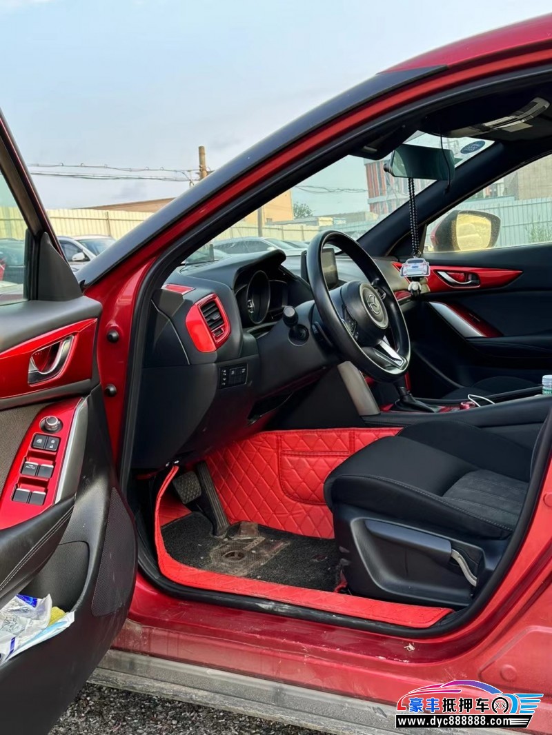 19年马自达CX-4轿车抵押车出售