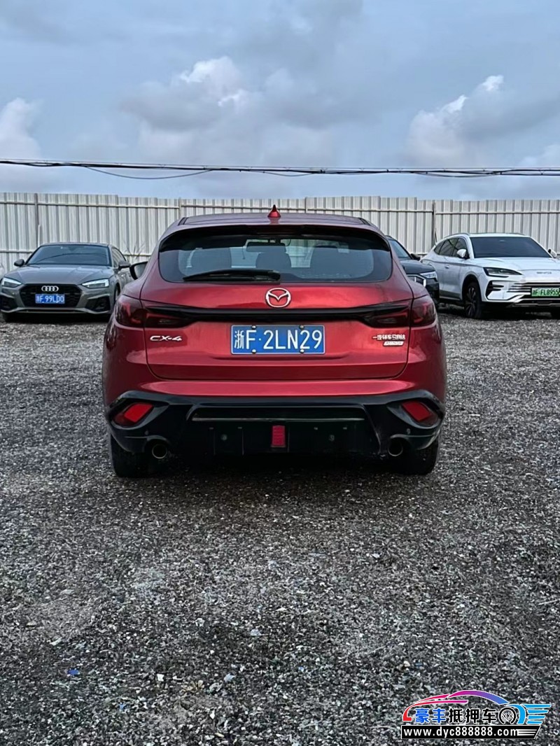 19年马自达CX-4轿车抵押车出售